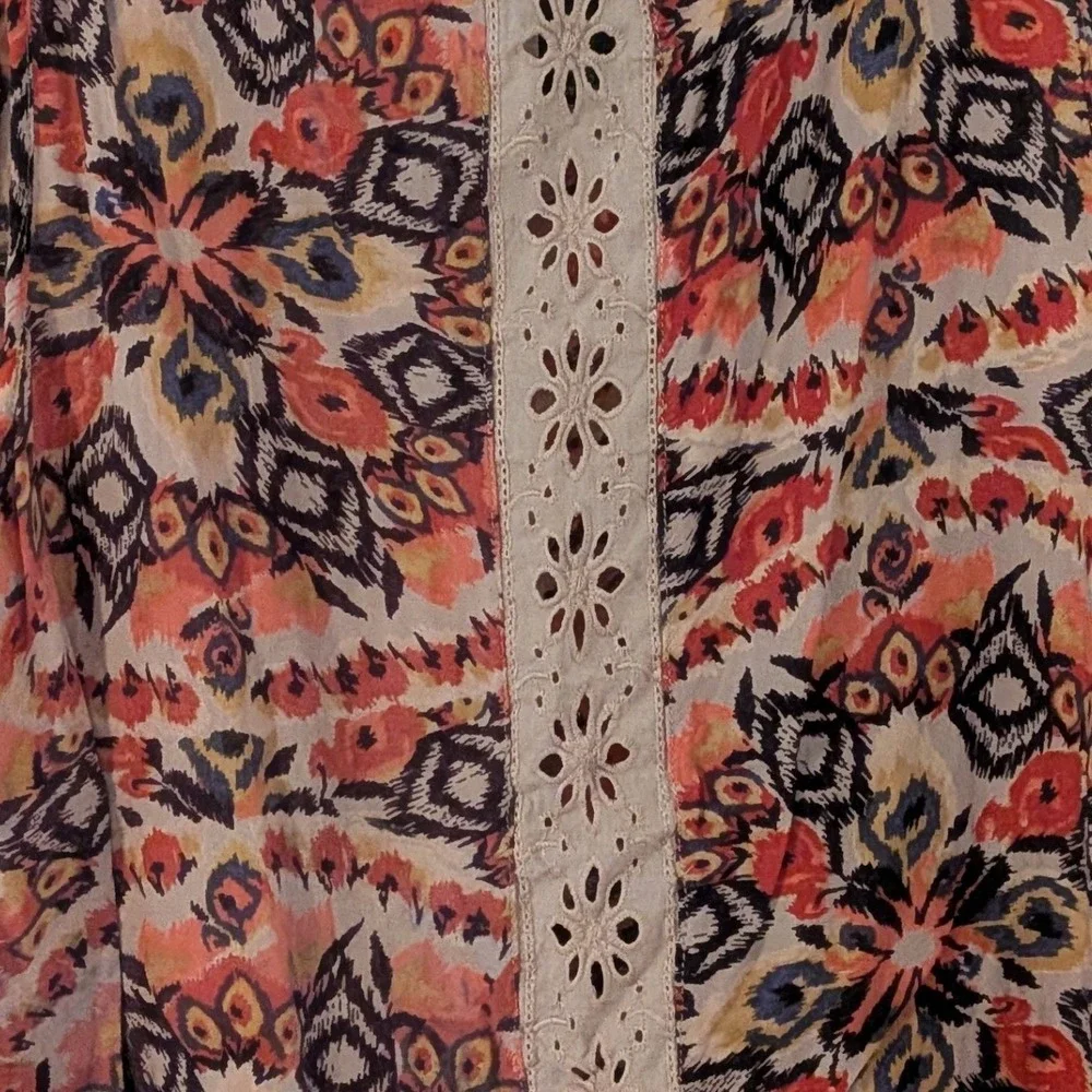 Angie Womens Boho Ikat Floral Button Front Lace Trim Sleeveless‎ Rayon Top Large